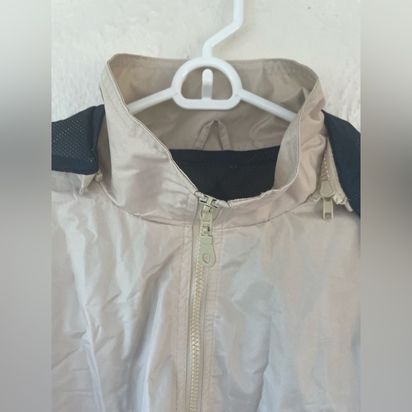 Bethany Beach Delaware men’s tan/navy full zip windbreaker with hood; XL - Picture 6 of 11